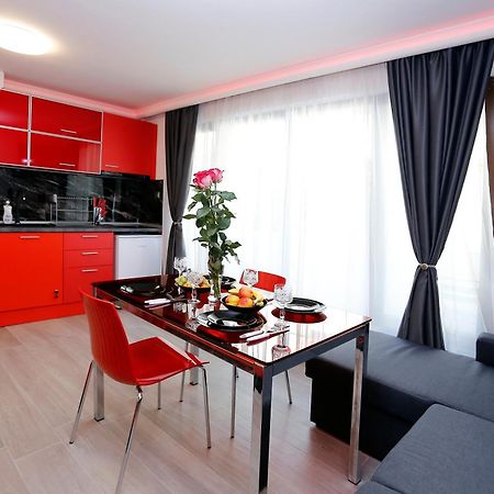 Deluxe 2 Studios City Center بورغاس المظهر الخارجي الصورة