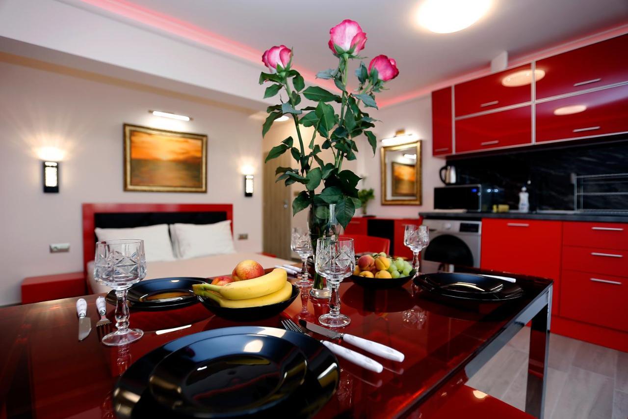 Deluxe 2 Studios City Center بورغاس المظهر الخارجي الصورة