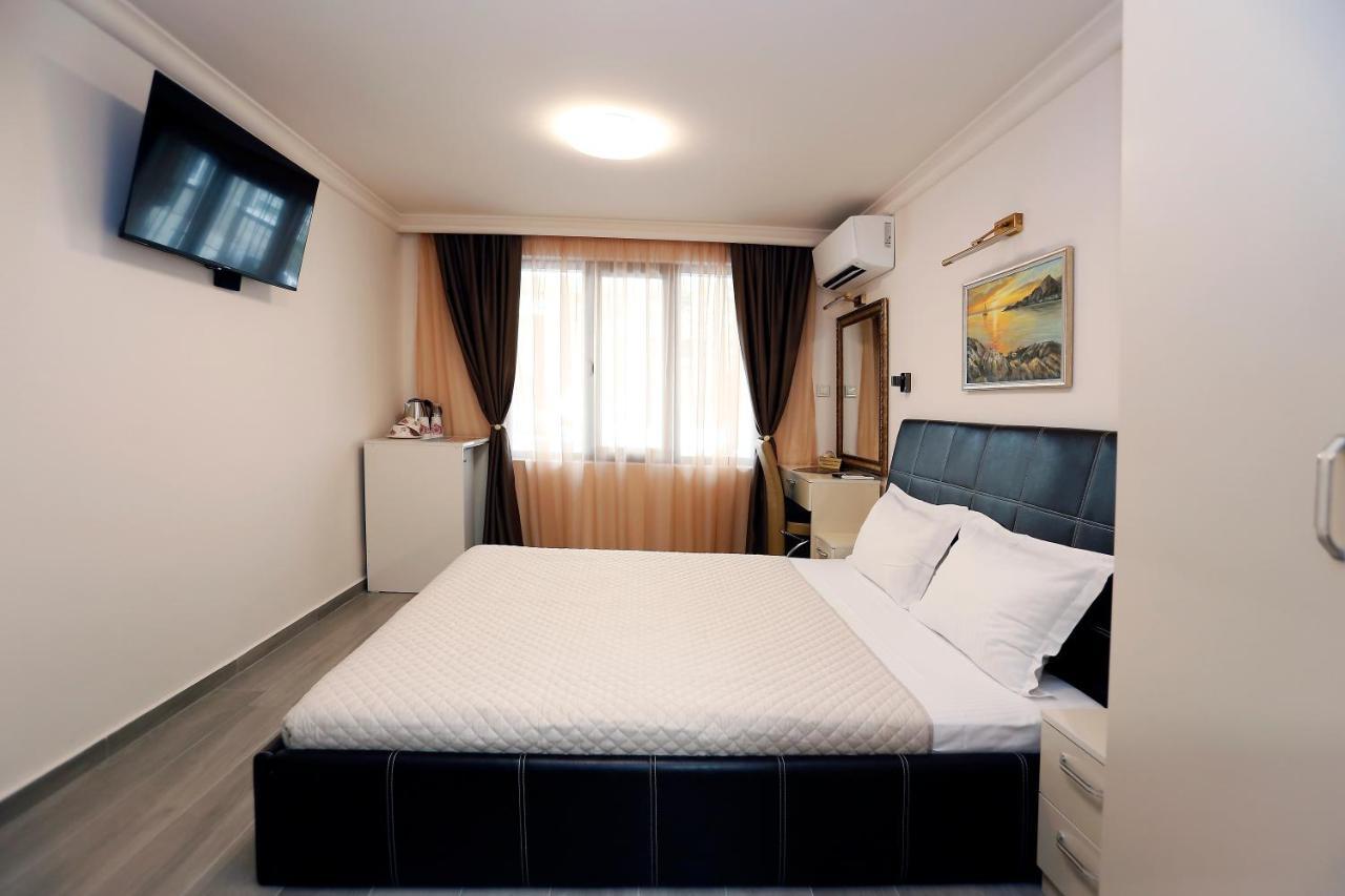 Deluxe 2 Studios City Center بورغاس المظهر الخارجي الصورة